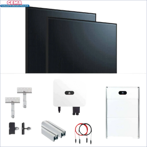 Solarpanels und Komponenten der 10 kWp PV-Anlage mit Glas-Glas Black Frame und 15kw Speicher