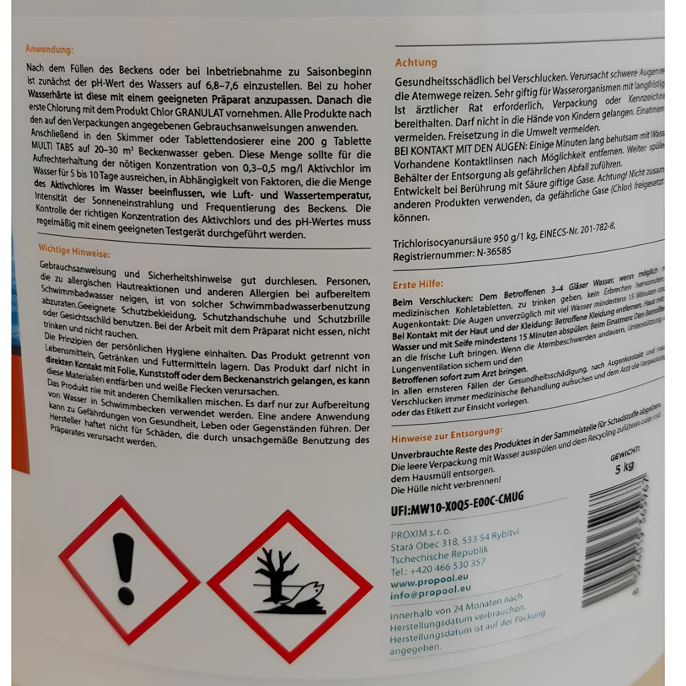Poolchemie-Container mit deutschen Warnhinweisen für Chlortabletten 5 in 1