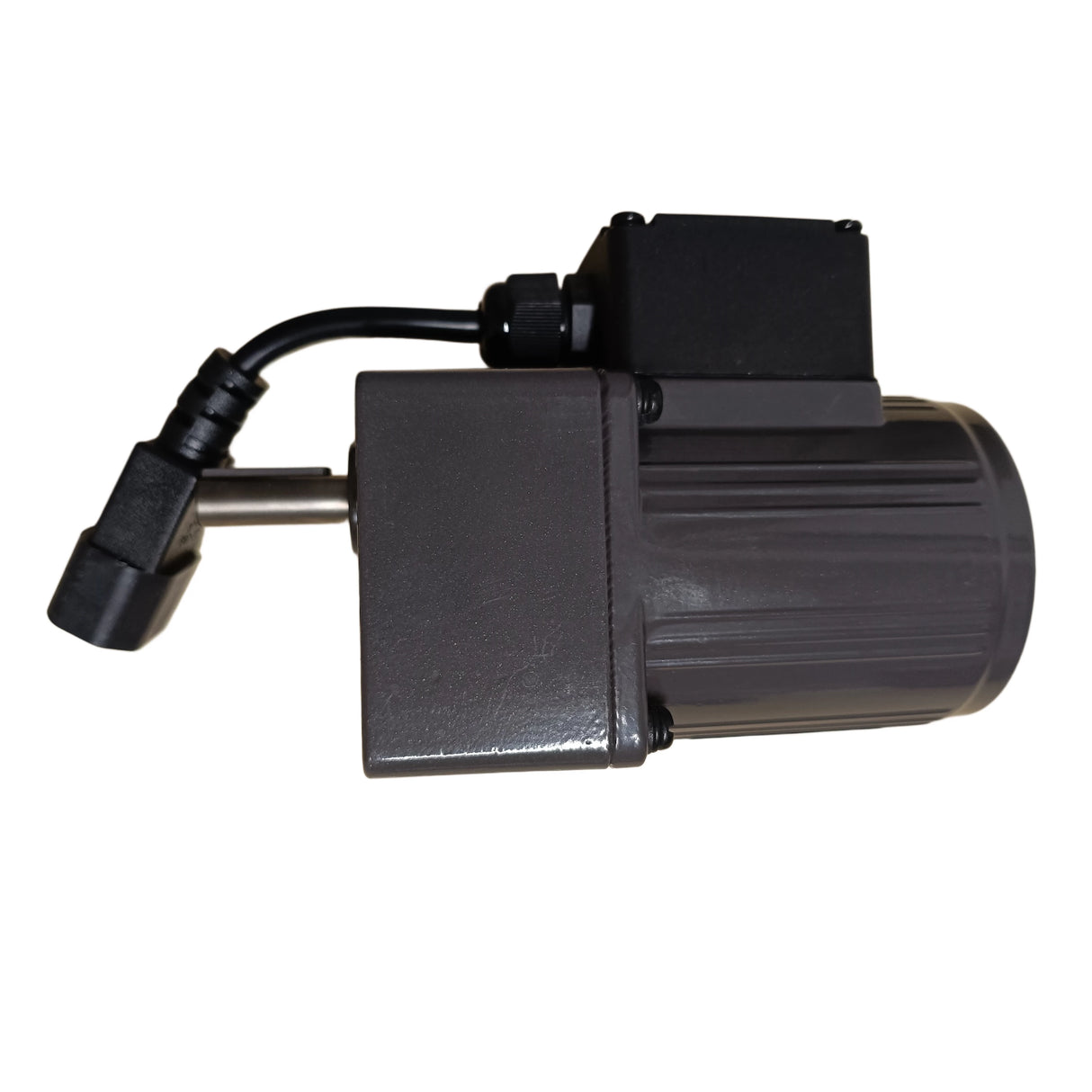 Mótar scriú le haghaidh iompróirí scriú 15W