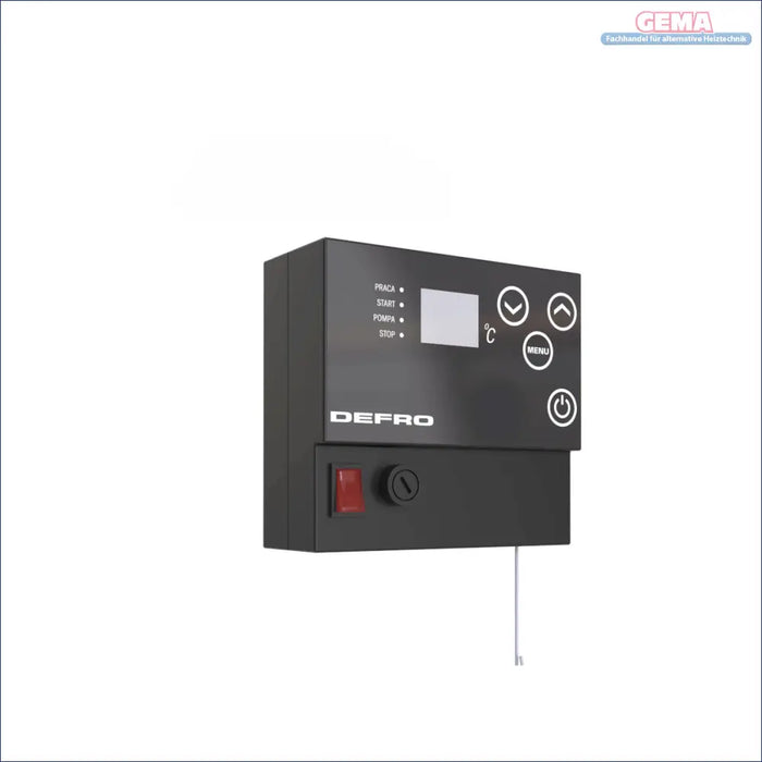 Schwarzes Defro Steuerungspanel am Offenen Festbrennstoffkessel Defro Firewood Plus 24 kW